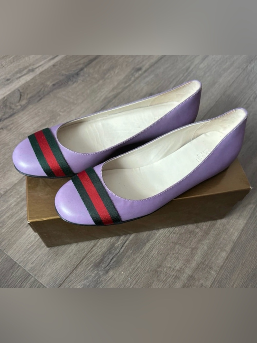 Authentic Gucci Ballerina Flats With an Iconic Red & Green Stripe-Sz 9.5